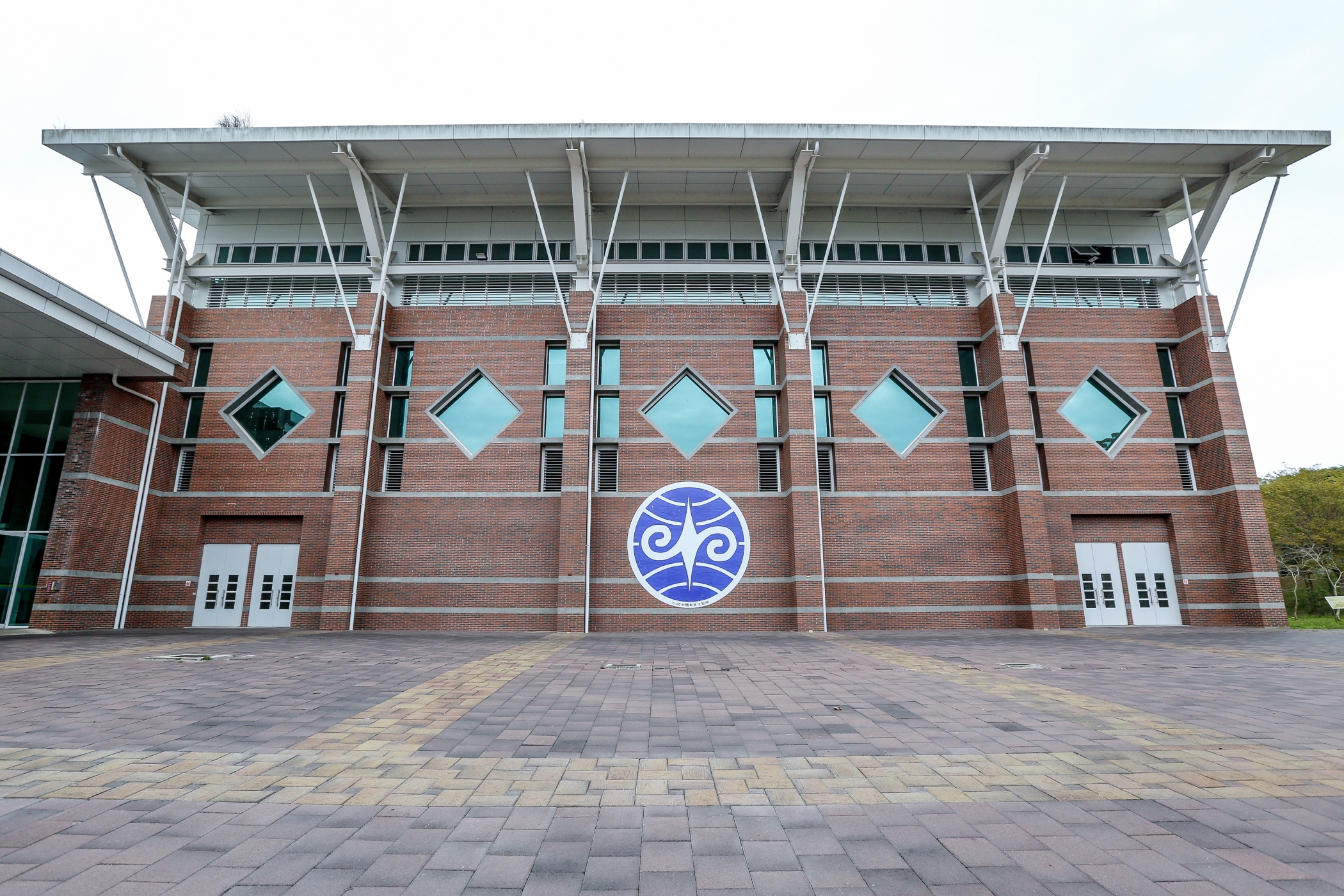 暨南大學體育中心-宮源營建機構工程營造建築作品